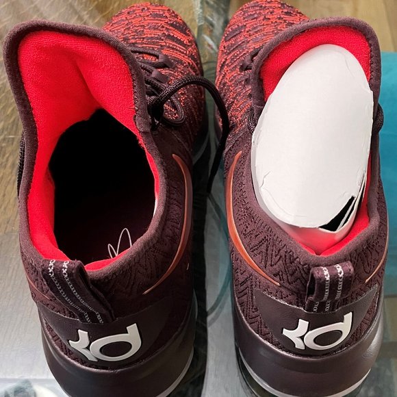 Sneakers main image 5